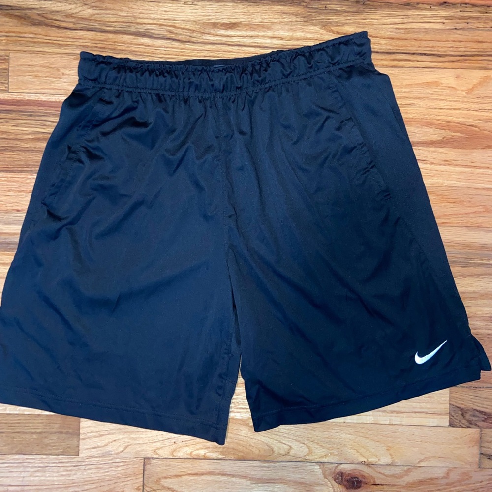 nike men’s black basketball shorts